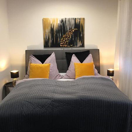 Home Apartment 쇼프론 외부 사진
