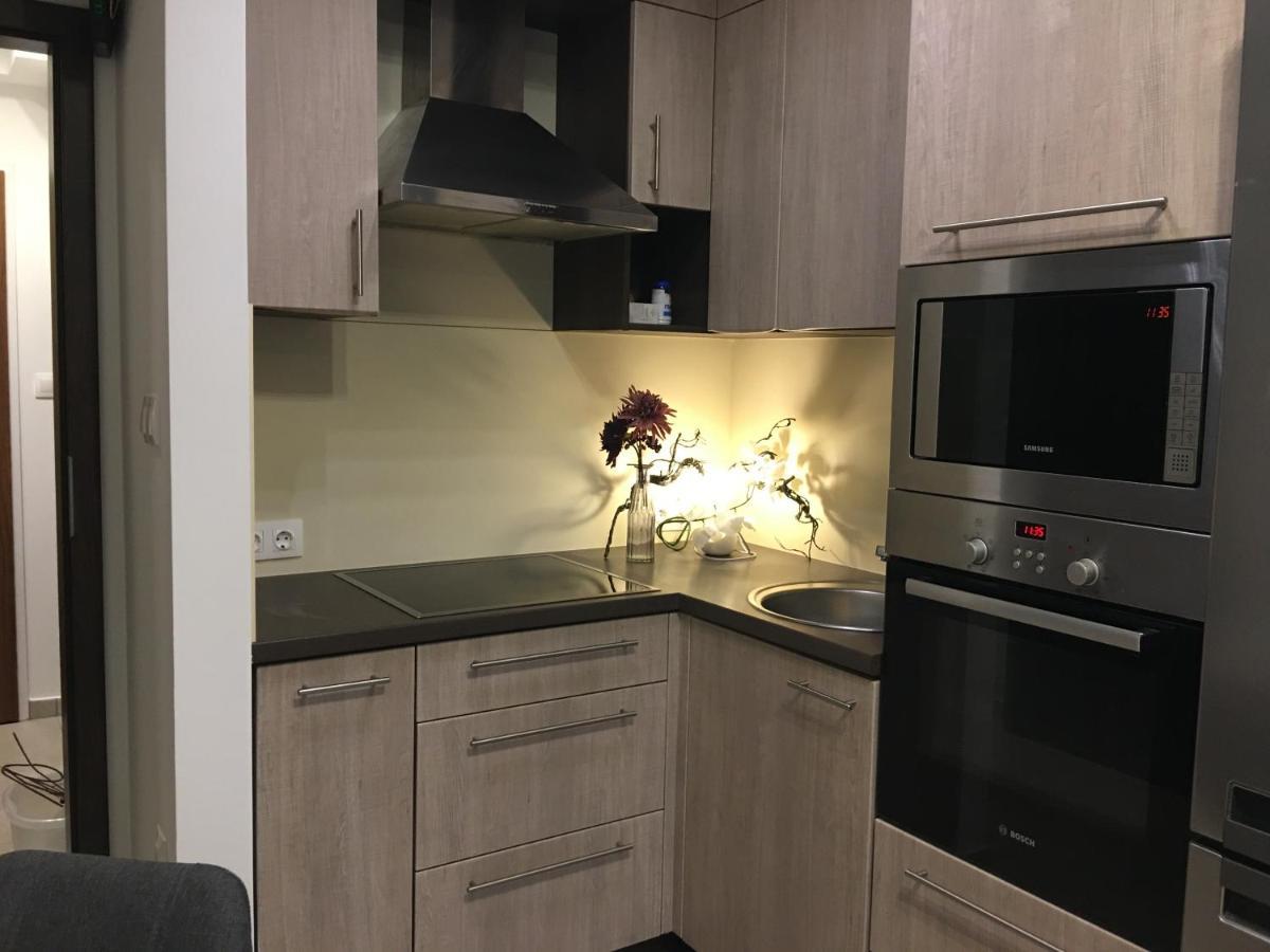 Home Apartment 쇼프론 외부 사진